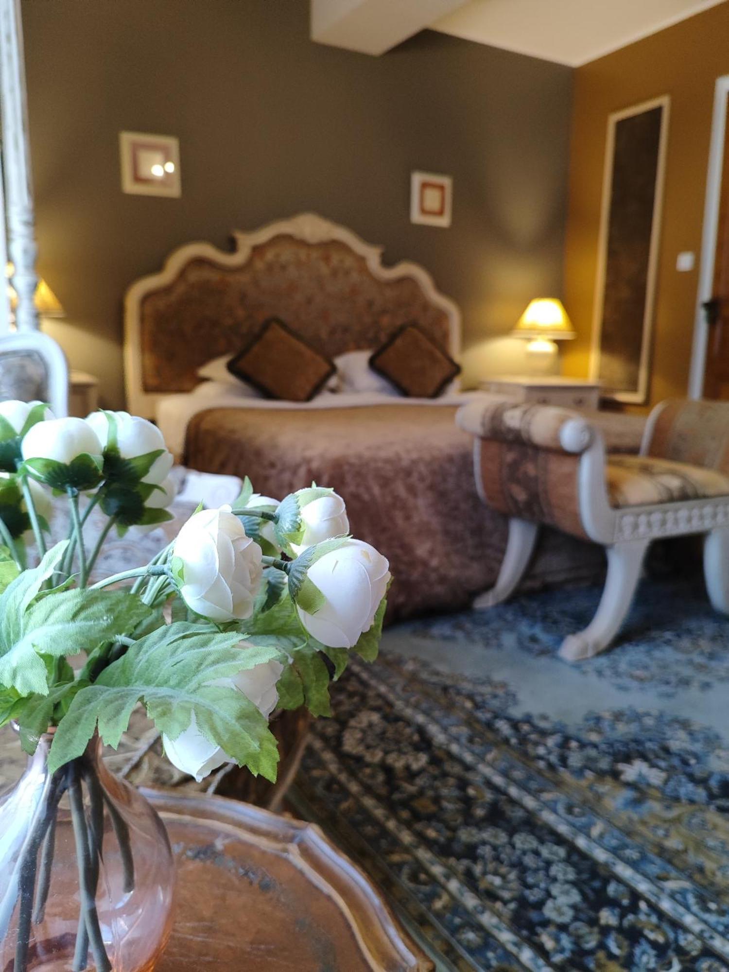 L'Entree Chambres D'Hotes Bar & Restaurant 카스틸욘 외부 사진